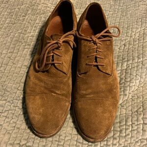 Frye suede mens dress shoes. Size 10, good condition.